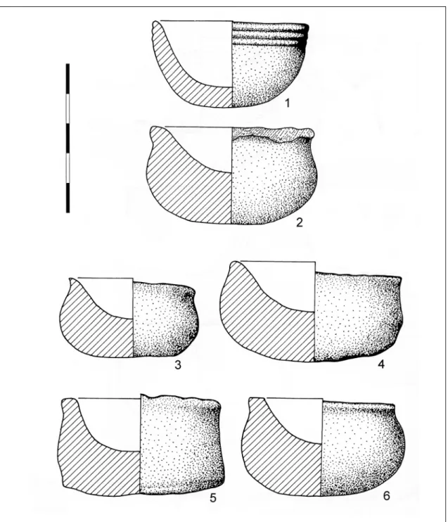 Fig. 7 Artefactos votivos de calcário de Alcalar, segundo Gonçalves, 1995. Uma pequena taça canelada e almofarizes destinados a moer o ocre usado nos rituais fúnebres