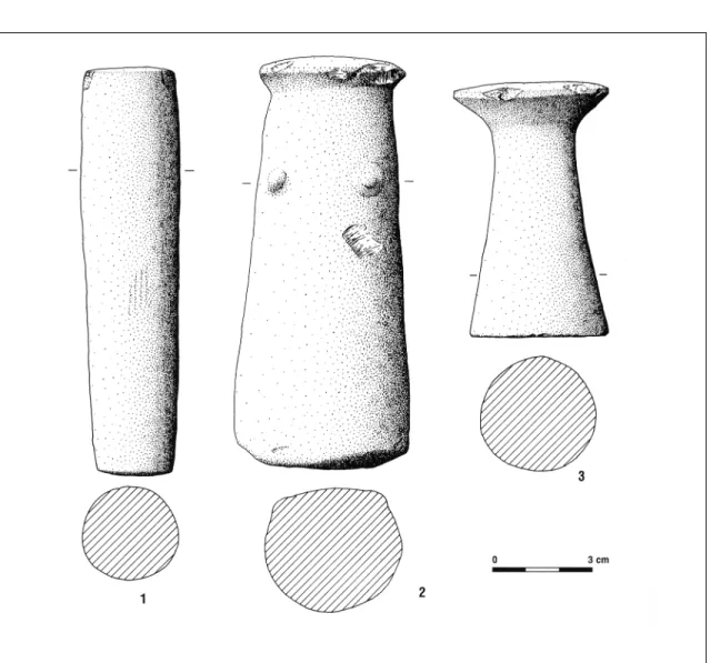 Fig. 8 Artefactos votivos de calcário provenientes de Pêra, Silves, imagens segundo Cardoso, 2002, retocadas