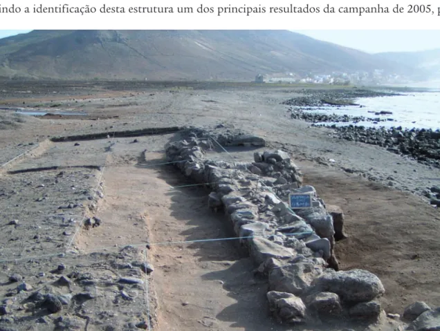 Fig. 12   O concheiro de Salamansa, visto de norte para sul, depois de completamente escavado, em 2005 (foto de J