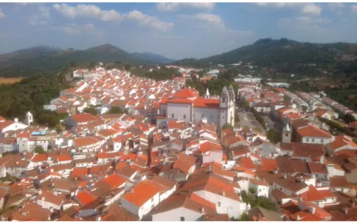 Fig. 1.  Vista sobre Castelo de Vide, com a igreja de Santa Maria da Devesa e Marvão, ao longe