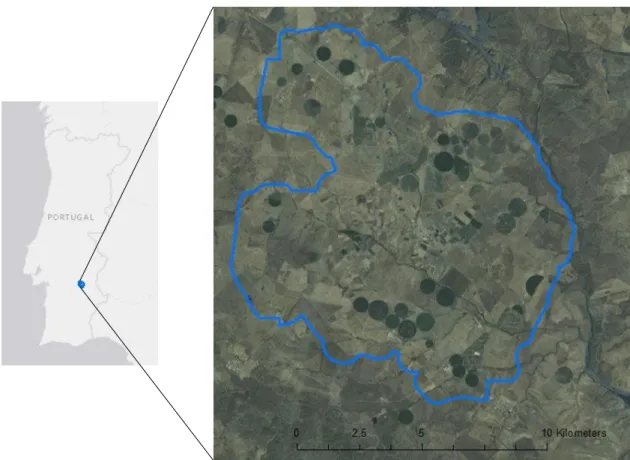 Figure 2.1.1 - Study area limits. The study area, the Monte Novo irrigation site, is situated around the village of São Manços,  near the city of Évora