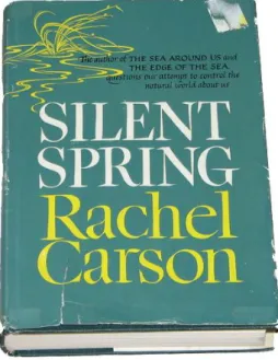Figura  11  –  Fac-símile  da  capa  da  primeira  edição  do  livro  Silent  Spring,  de  Rachel  Carson (1962) 