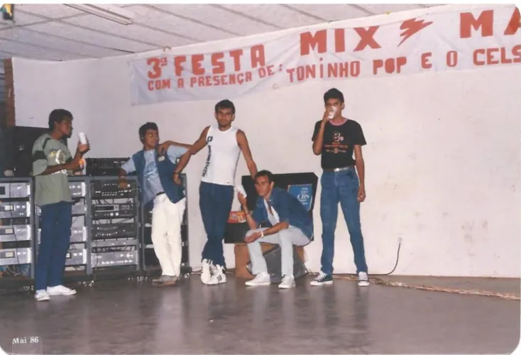 Foto que anuncia a apresentação do programa Mix Mania, do DJ Celsão e Toninho Pop em 1986, no  Quarentão