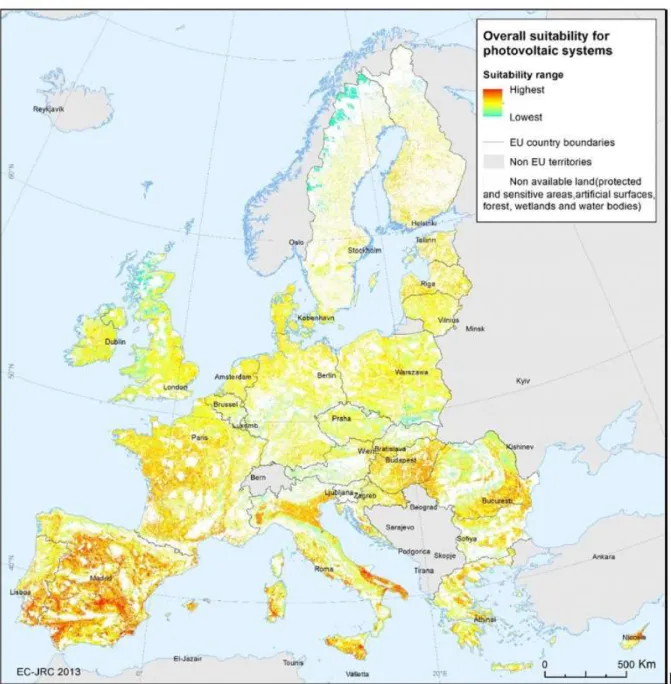 Figure 1. Spatial distribution at grid cell level (1km resolution) of the suitability for the installation of  large-scale PV systems in Europe 