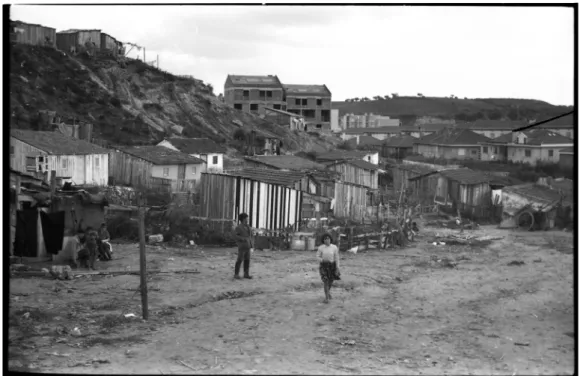 Figure 1 A small shanty town in Lisbon, c.1969 (Source: # Arnaldo Madureira, courtesy of the Lisbon Municipal Archive).