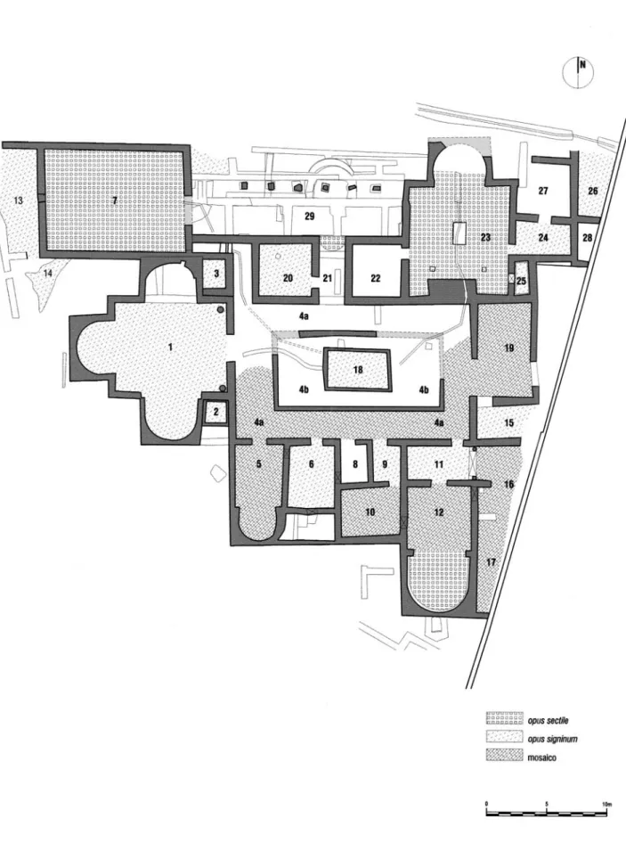 Fig. 1 Villa romana da Quinta das Longas (Elvas). Pars urbana baixo-imperial (2003). O compartimento 14 corresponde à lixeira (Almeida e Carvalho, 2005, Fig