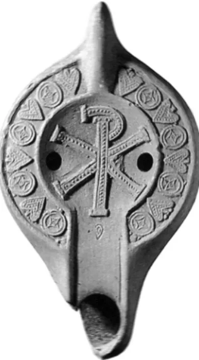 Fig. 8 – Lucerna “tardo-antiga de produção  africana” (paleocristã) com representação 