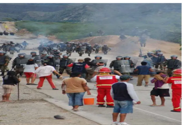 Foto 3 – Enfretamento entre policiais e indígenas 