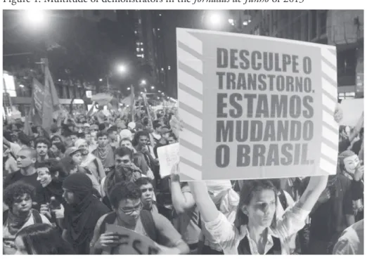 Figure 1: Multitude of demonstrators in the Jornadas de Junho of 2013