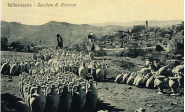 Fig. 18 : Algérie. Défournement des amphores après la cuissonFig. 15 : Assouan. Sur les bords du Nil