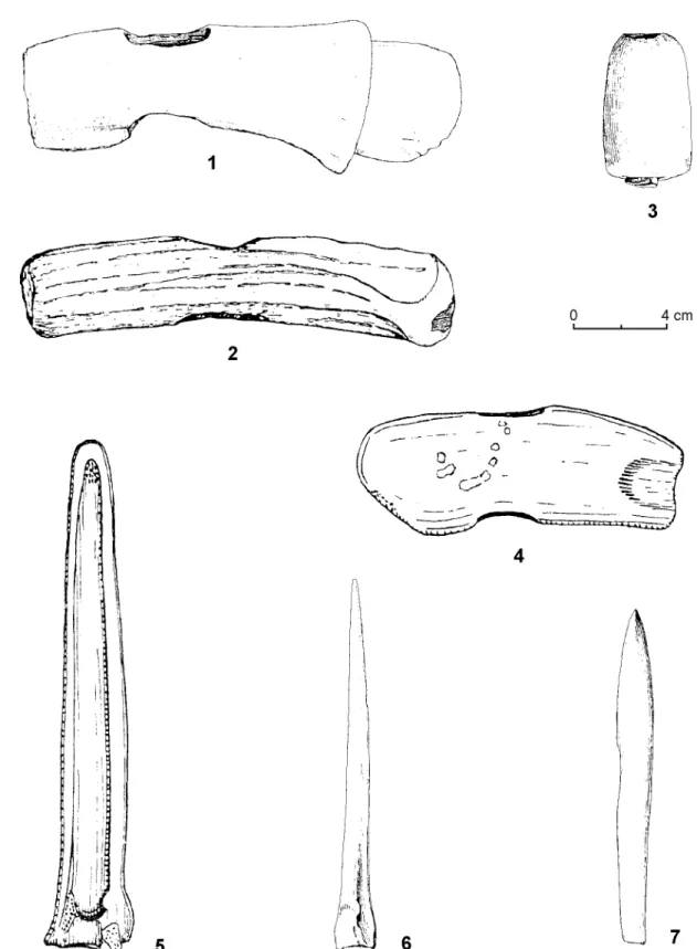 Fig. 3 –– Outils et armes en os et bois de cervidé des sépultures du 3 e millénaire en Bassin parisien