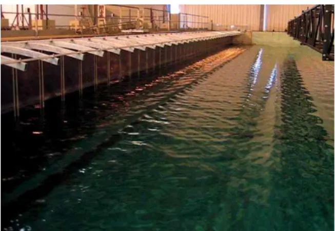 Fig. 2  gives  a  general  view  of  the  microwave  system  installed above the wave tank