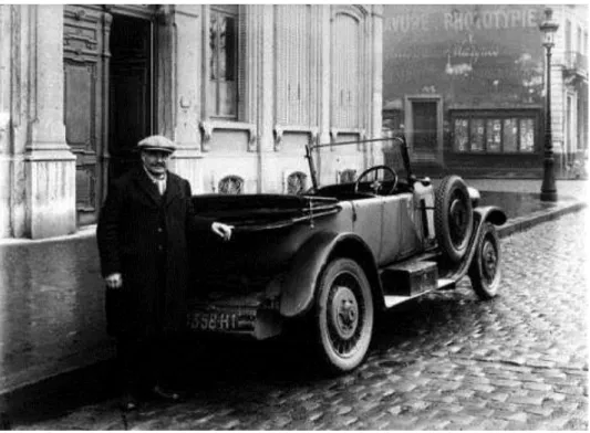 Illustration 5 : Voiture stationnée sur le quai de la Guillotière, au croisement de la rue  de Bonnel (après 1920) 