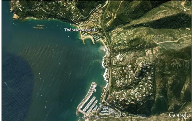Figure 6 : Vue de la côte à Théoule-sur-Mer (extrait de Google Earth) touchée par le  tsunami de Boumerdès en 2003 