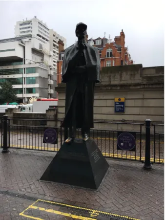 Figure 2 : La statue de Sherlock Holmes  (Crédit photo : Axelle Gougeon, le 30 août 2017) 