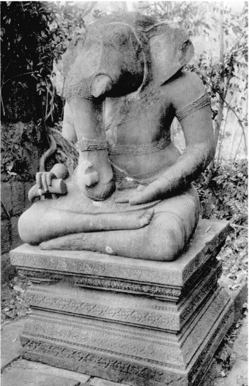 Fig. 5b  Ganesa, aujourd'hui disparu  (II. avec la base: 251 cm). 