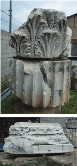 Fig. 2. Narbonne (Aude), sanctuaire des Moulinasses ; demi-chapiteau corinthien et fragment de fût de colonne (en haut) et base de pilastre en marbre (en bas )  décou-verts sur le site des Moulinasses en 1882.