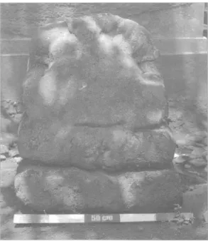 Figure  4  :  Ganesa  en  provenance  de  Sigit,  au¬ 