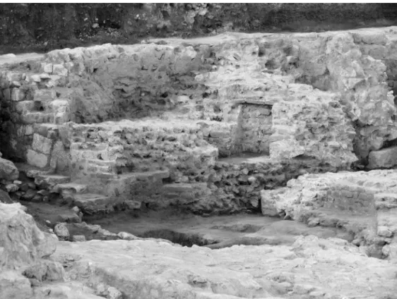 Fig. 5 ‒ Limoges, Saint-Martial, abbatiale du Sauveur, vue du chevet de l’abbatiale romane du  Sauveur depuis le nord-est.