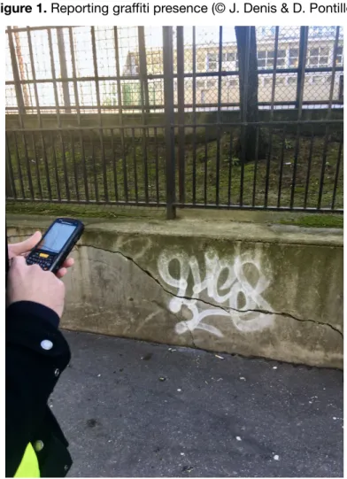 Figure 1. Reporting graﬃti presence (© J. Denis &amp; D. Pontille)