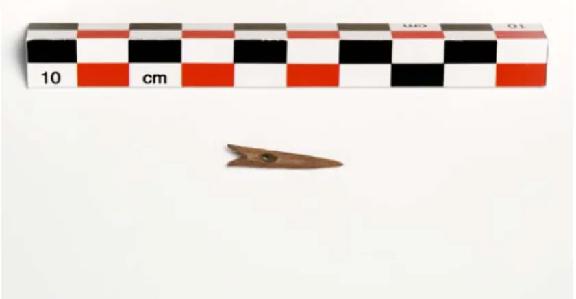 Figure 4: Miniature ivory Dorset harpoon head recovered at  the KcFs-2 site (Avataq 2010a)
