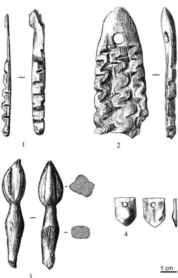 Fig. 5 : Brassempouy. Objets en ivoire découverts lors des fouilles de J. de Laporterie de l’Avenue et de la grotte du Pape en  1891-1892