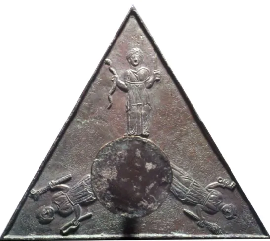 Fig. 4 – Triangle d’Hécate, Pergame, III e  siècle. 