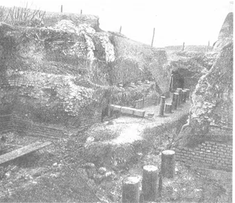Fig.  1  —  La  partie  nord de  la  fosse  aux  machines  du grand  amphithéâtre de Metz avec ses aménagements tardifs, en  cours 