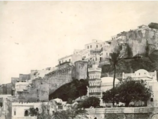 Fig.  2  -  Rempart  et  batteries  nord    de  la  ville  en  1860 