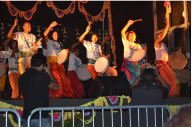 Figure 8 : « Les Tambours Sacrés De La Réunion » lors des fêtes du nouvel an tamoul. La  Saline, 2015