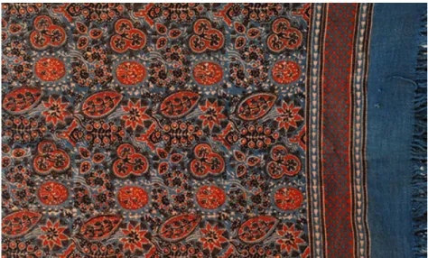 Figure 8: Une écharpe en Ajrakh fabriqué au Gujarat (www.strandofsilk.com,  consulté le 30/09/2015)