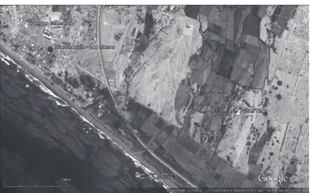 Figura 1. Vista satelital de la ubicacion del sitio Huanchaquito - Las Llamas en relacion con Chan Chan y el mar.