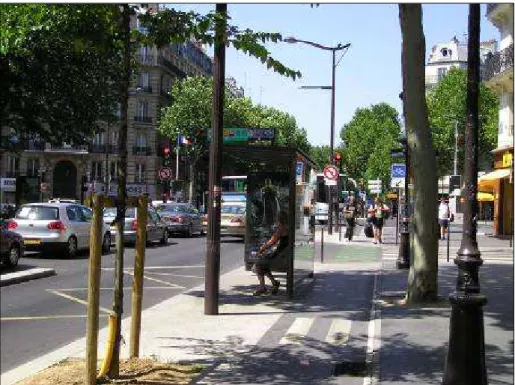 Figure n°2. Le boulevard Magenta réaménagé en « espace civilisé »  (ⓒ Antoine Fleury, 16/07/2007) 