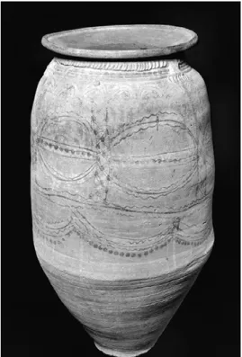 Fig. 1: The jar in which the Archive of Papas was discovered. © IFAO.