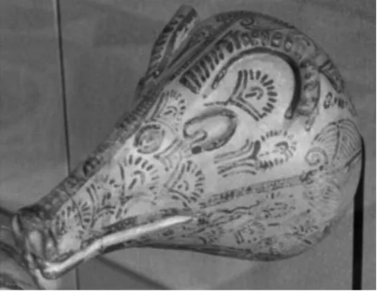 Fig. 2. Vase mycénien zoomorphe, Ugarit,  XIV e  siècle av. J.-C. Musée du Louvre,  Paris