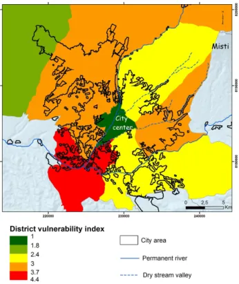 Fig. 9. Map of the socio-economic vulnerability in Arequipa. Socio- Socio-economic vulnerability index (SEvI) comprises five classes (see  Ta-ble 5)