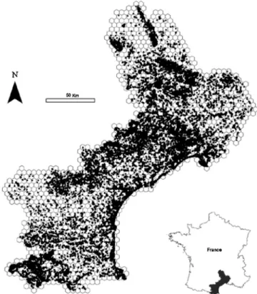 Fig. 1. The study region and the distribution of occurrence data. Each dot represents a species list recorded in the database