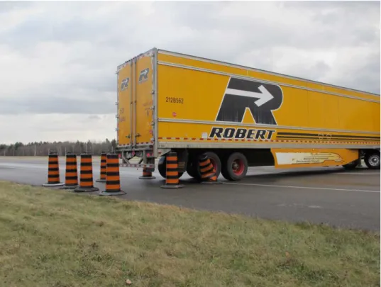 Figure 28: Driver 2 contacting cones during coupling and uncoupling test with mirrors 