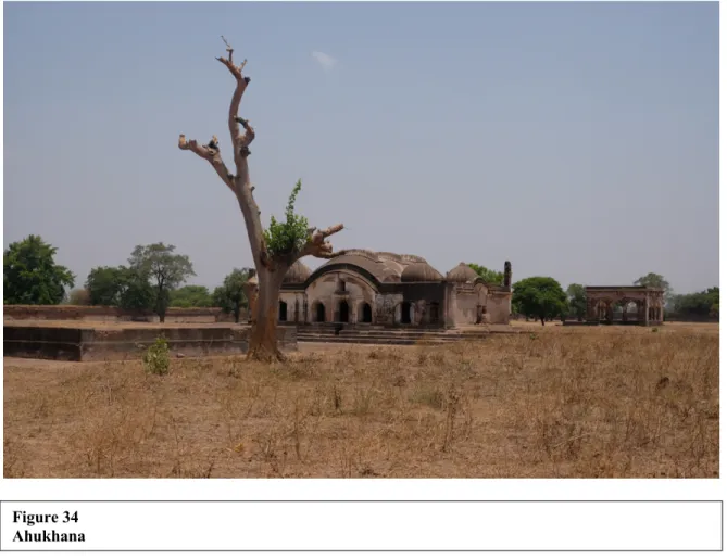 Figure 34  Ahukhana 