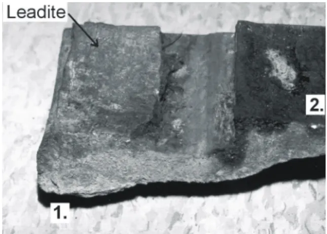 Figure 16.  Multi-event bell splitting failure.  “1” indicates the start of the first cracking event at a small corrosion pit while