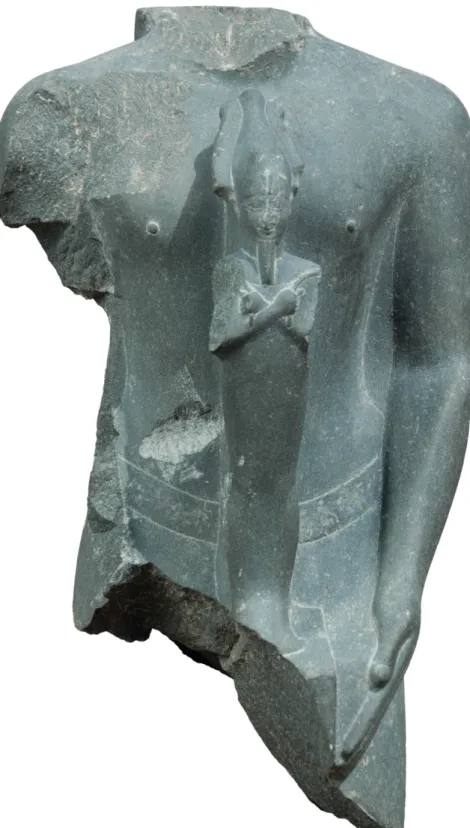 Fig. 3. Statue of the Sematy-priest MRO-57. © CNRS-CFEETK/J. Maucor.
