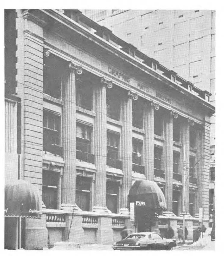 Fig.  4  G r a p h i c   A r t s   B u i l d i n g ,   Toronto. 