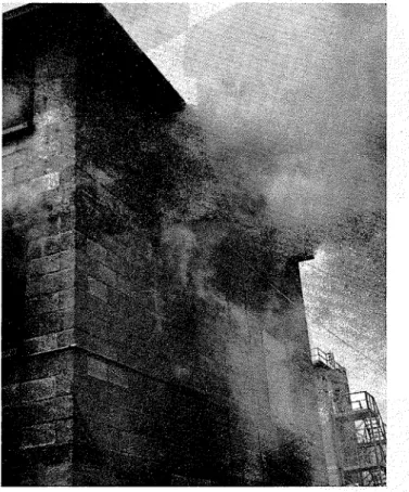 FIG.  4 -  High-level  loss  of  i n e r t   gas. 