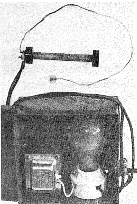 FIG.  1.  Laboratory-built  sensor  and  auxiliary  equipment. 