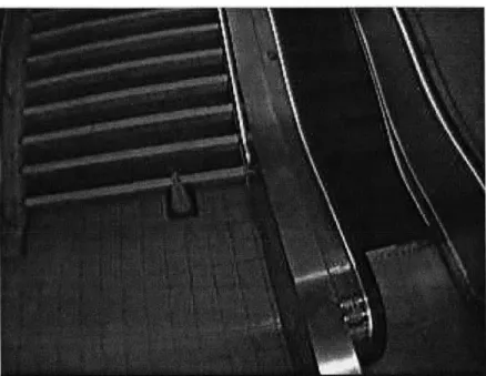 Figure  4-2:  The  view  of  the  stairs  and  escalator  from  the  Kendall  inbound  camera (320  x  240  resolution).