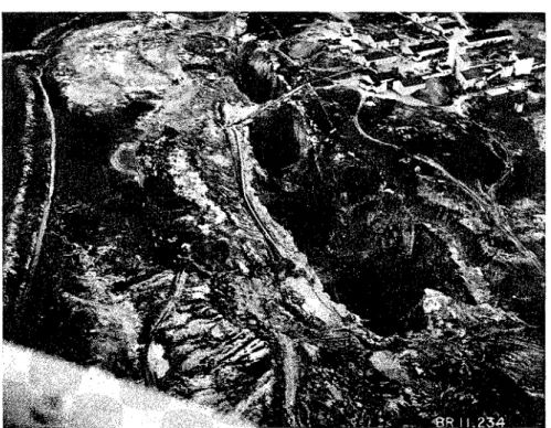 Figure  1 is an aerial  view  of  the  mine  taken  in  1938 and shows the  pit with  its  system  of  pillars