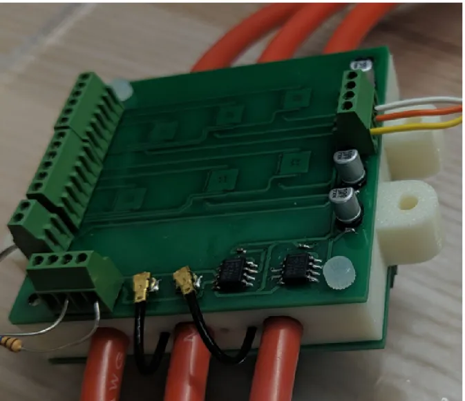 Figure 3-3: The second version of the detector, which contained 12 magnetic field sensors and voltage detection hardware.