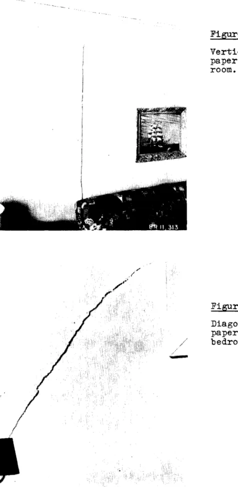 Figure  10  V e r t i c a l   s p l i t   i n  D a f t   paper  f i n i s h   i n   l i v i n g   room