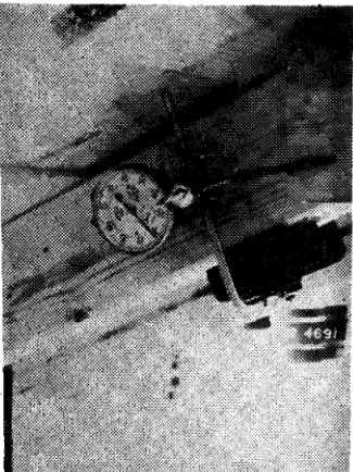 Fig.  15  Recording  board  showing  d e f l e e t i s n   indicator  weights and recording  sheet