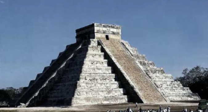 FIG. 1. Pyramid of Kukulkan during an equinox. The pyra- pyra-mid is situated at Chichen Itza, Yucatan, Mexico.
